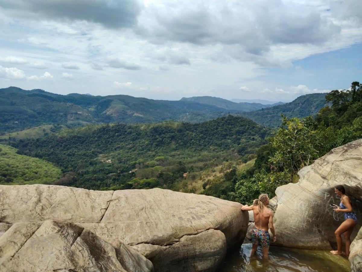 Quiet Rest Inn Ella Luaran gambar
