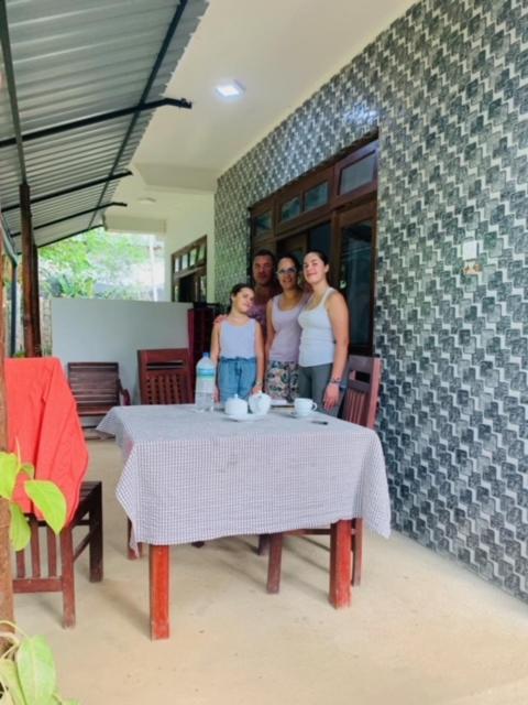 Quiet Rest Inn Ella Luaran gambar